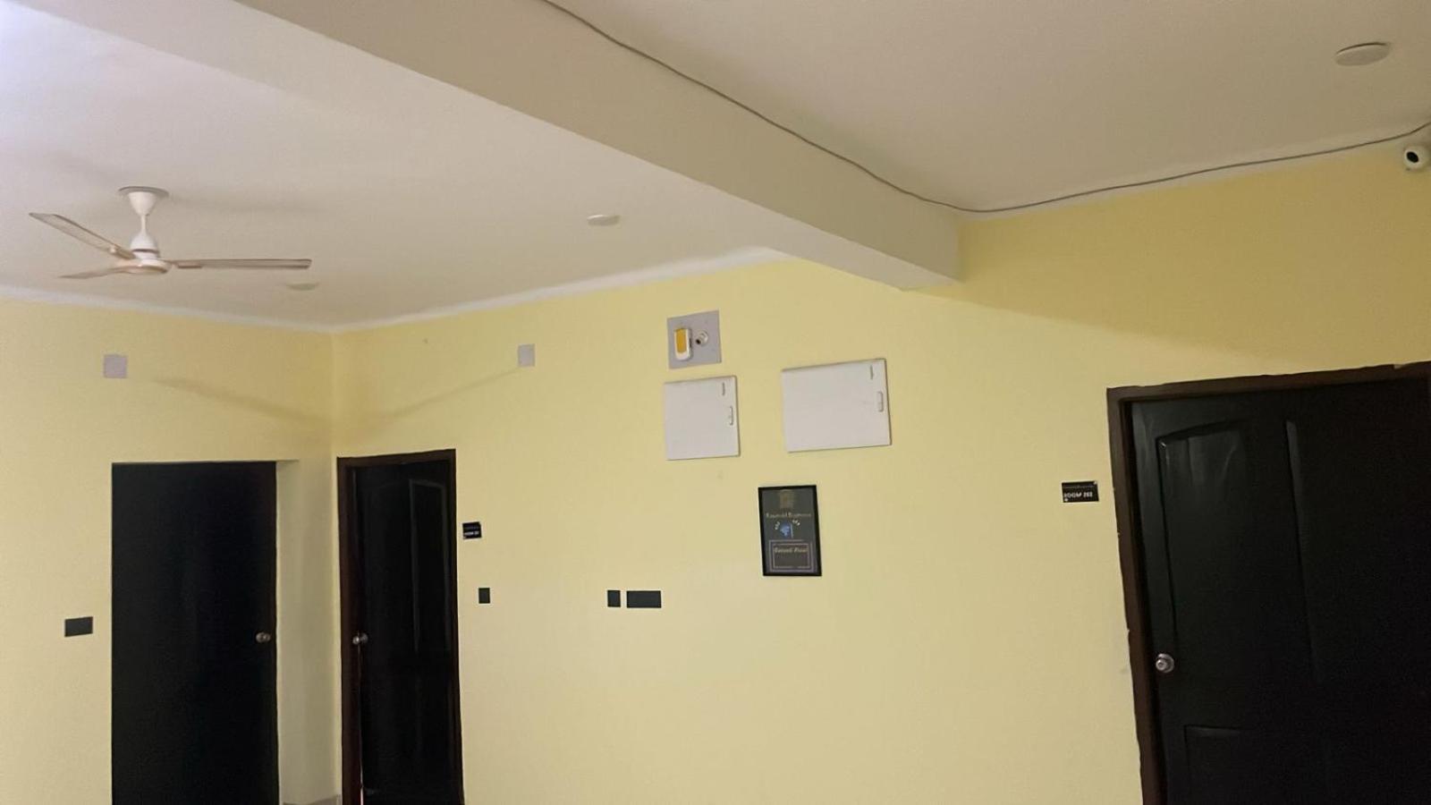 Emerald Euphoria The Luxury Stay Near Infocity Best Seller Bhuvanesvar Kültér fotó