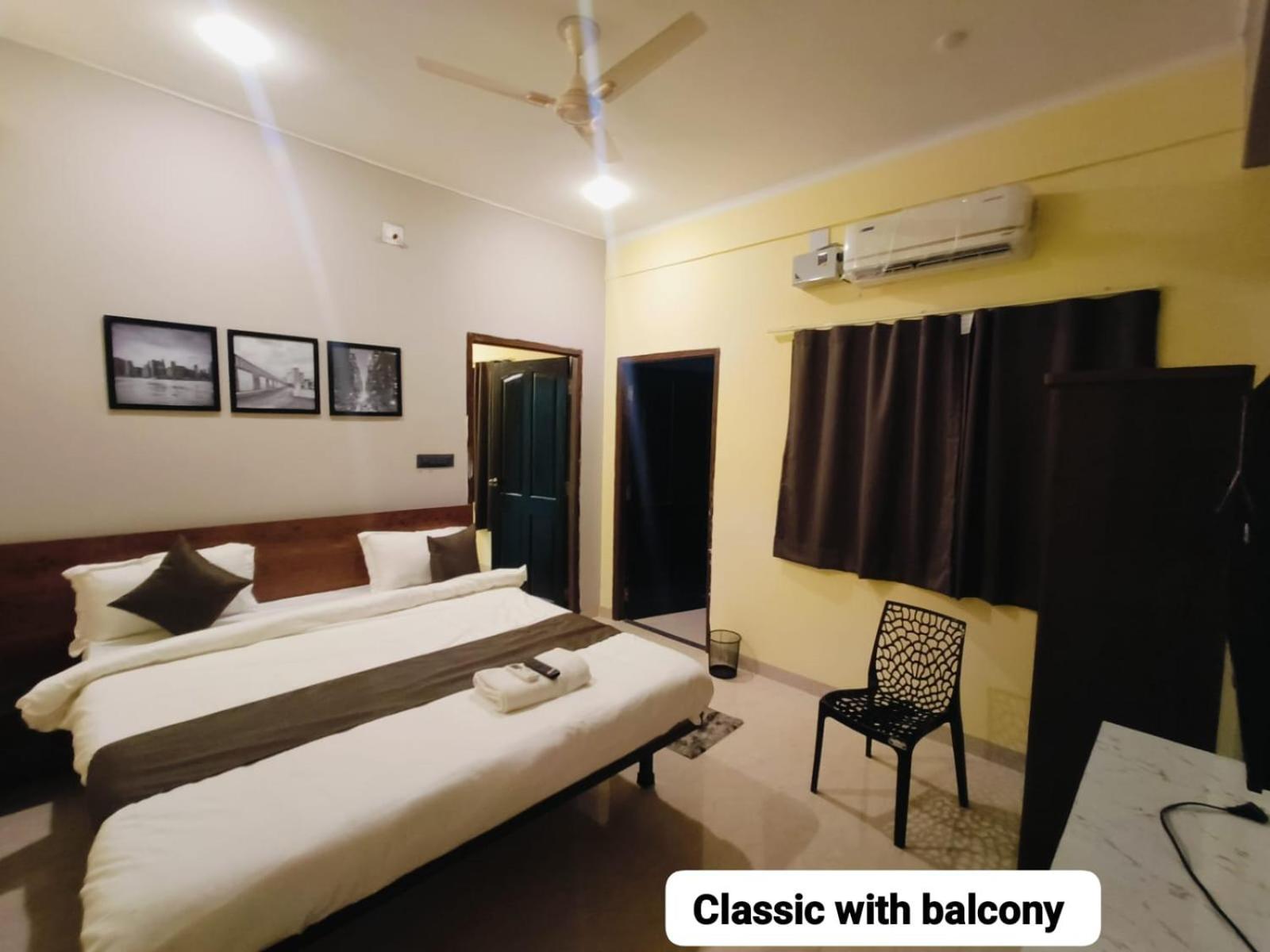 Emerald Euphoria The Luxury Stay Near Infocity Best Seller Bhuvanesvar Kültér fotó